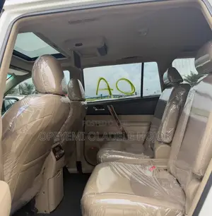 Toyota Highlander Limited 2012 White