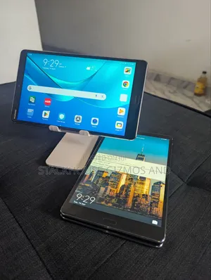 Huawei MediaPad 64 GB Silver