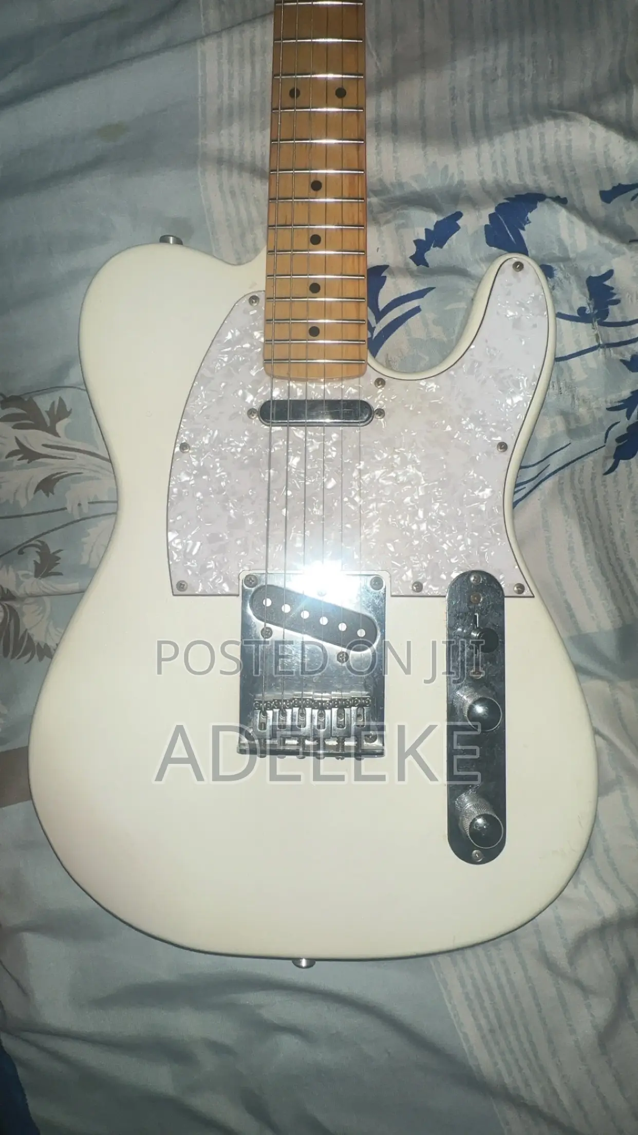 Neatly Used Guitar