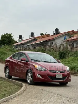 Hyundai Elantra 2013 Red