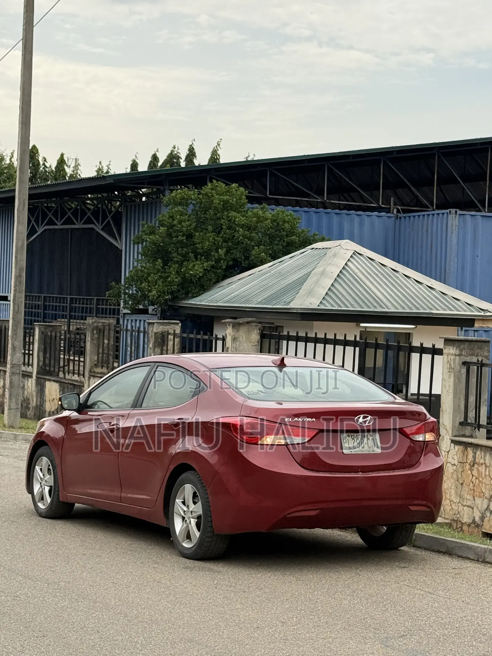 Hyundai Elantra 2013 Red