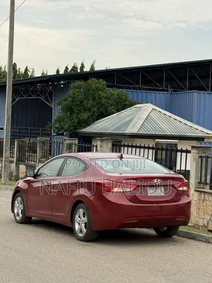 Hyundai Elantra 2013 Red