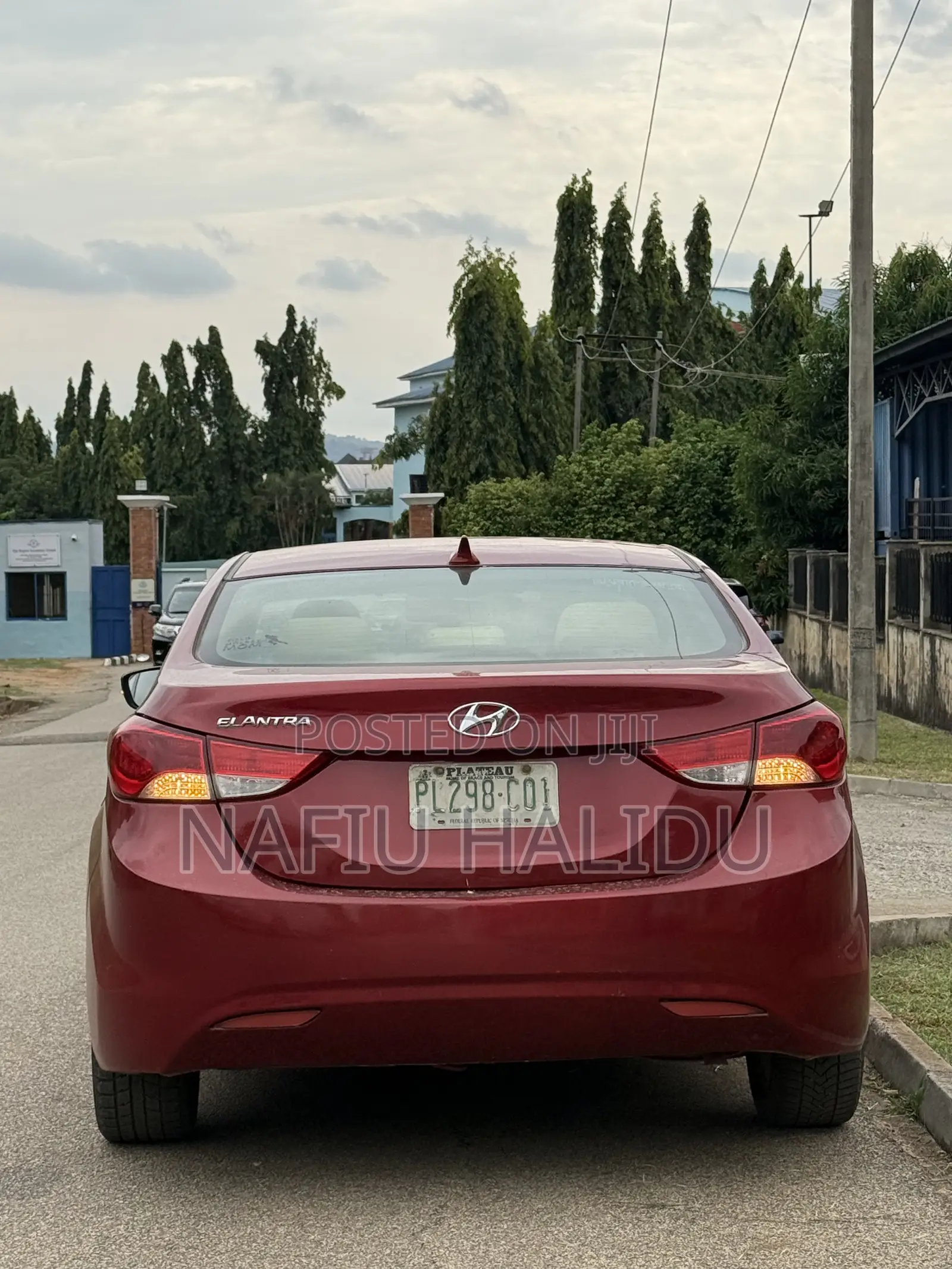 Hyundai Elantra 2013 Red