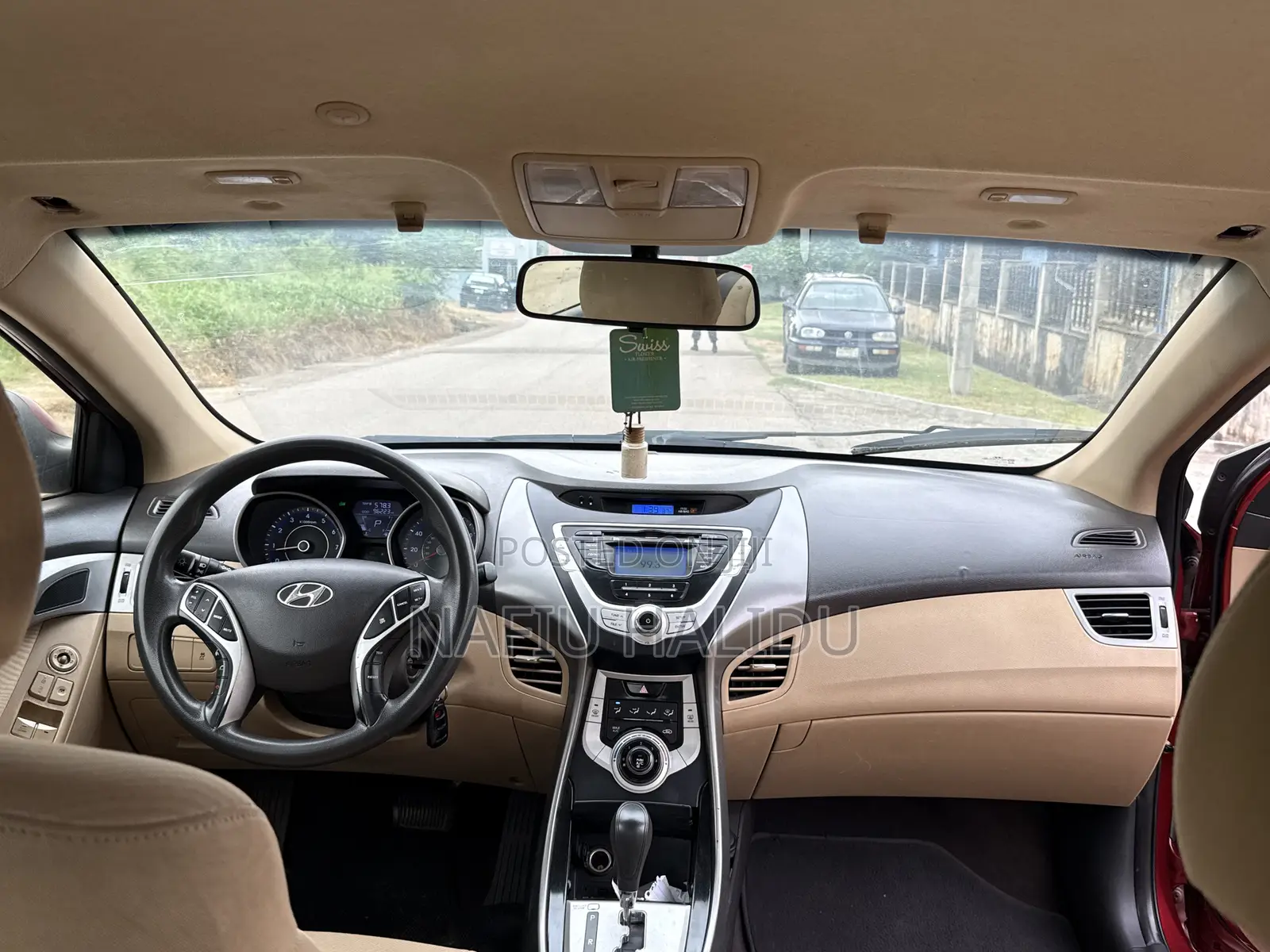 Hyundai Elantra 2013 Red