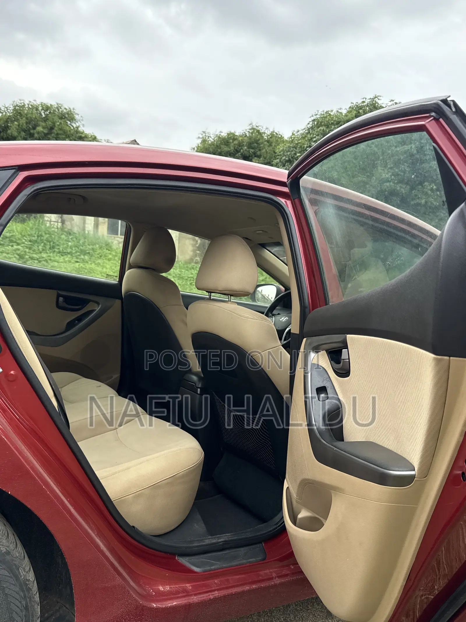Hyundai Elantra 2013 Red