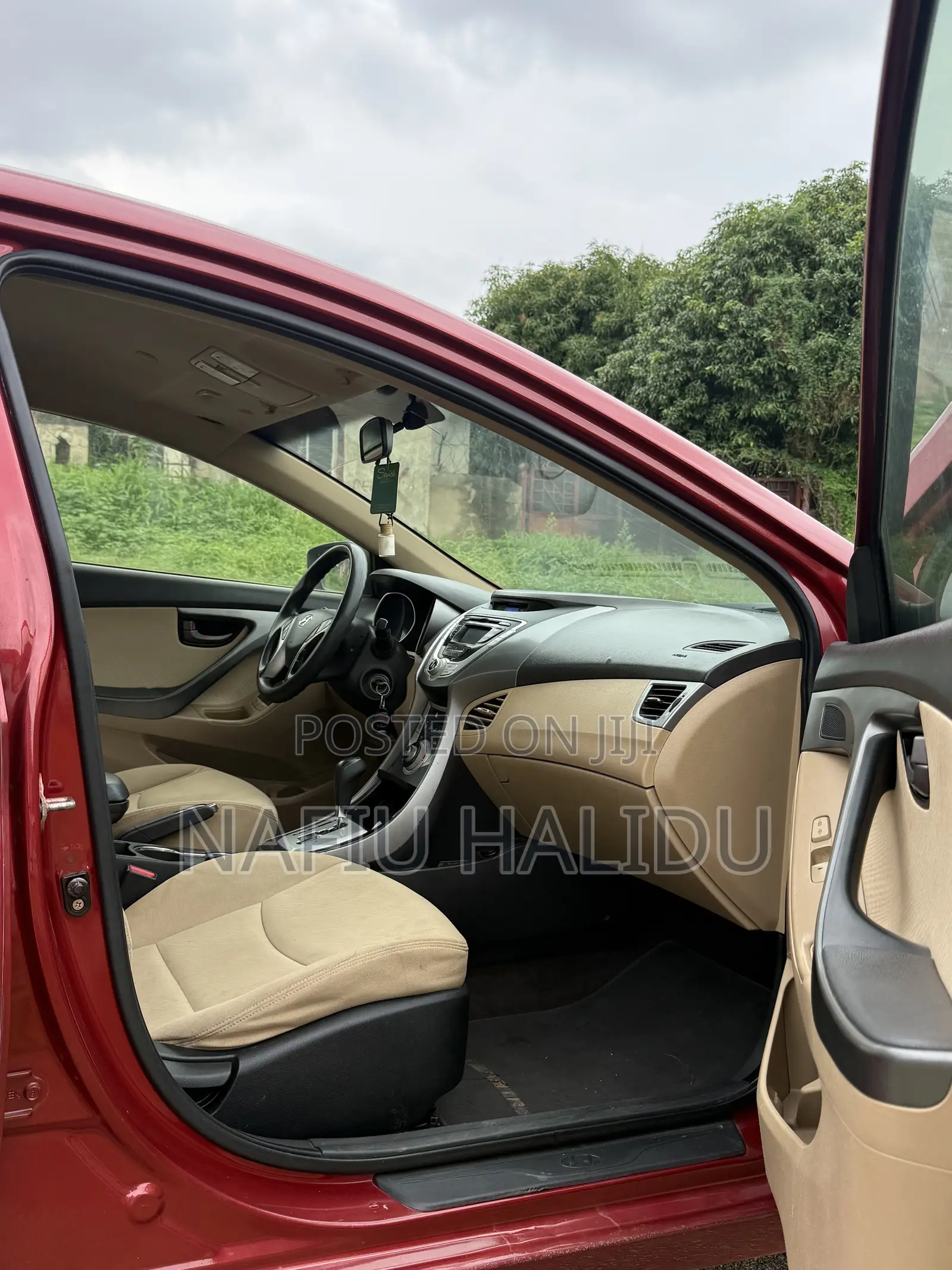 Hyundai Elantra 2013 Red