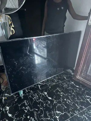 Fairly Used Clean Hisense 65inch Tv