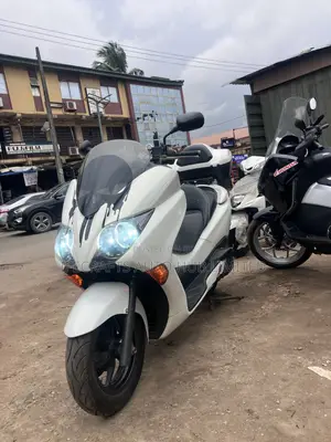Honda Forza 2012 White