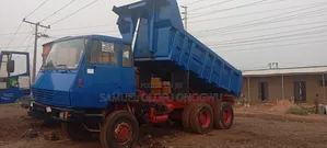 Fairly Used Truck 1999 Blue for Sale