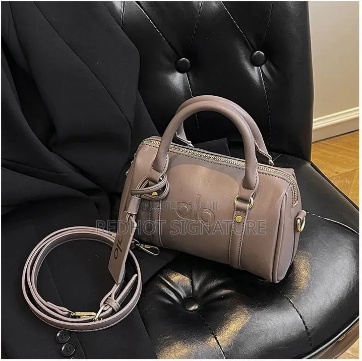 Alo Luxe Bag