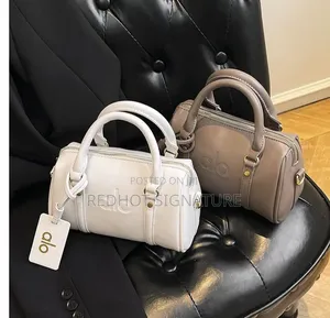 Alo Luxe Bag
