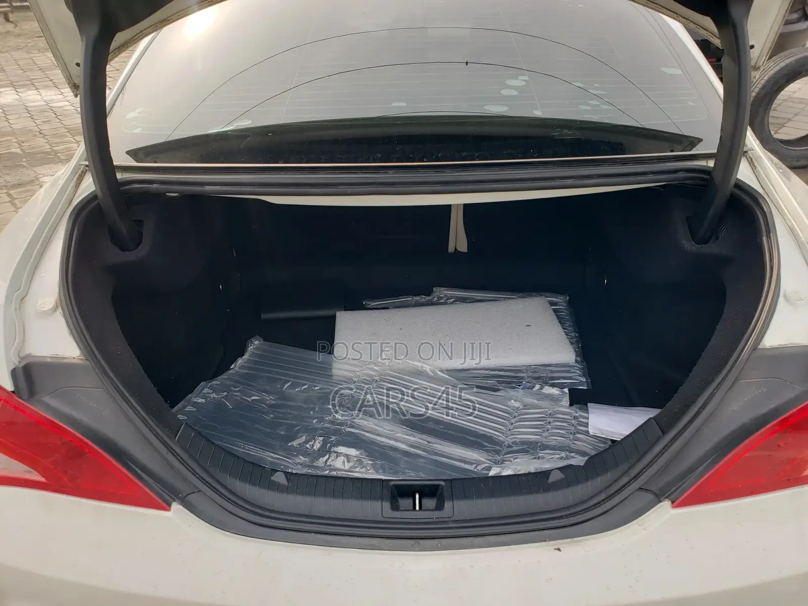 Mercedes-Benz CLA-Class 2014 White