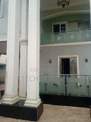 5bdrm Apartment in Benin City for rent