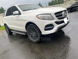 Mercedes-Benz GLE-Class 2016 White