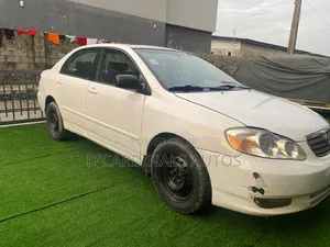 Toyota Corolla 2006 White