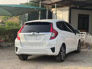 Honda Fit 2017 White