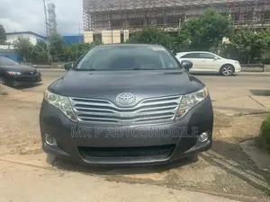 Toyota Venza AWD 2011 Gray