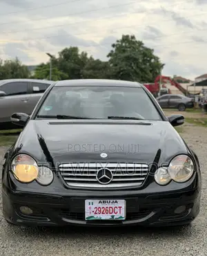 Mercedes-Benz CLK 200 Kompressor Avantgarde 2005 Black