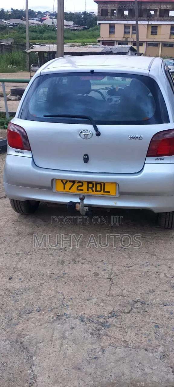 Toyota Yaris 2005 Silver