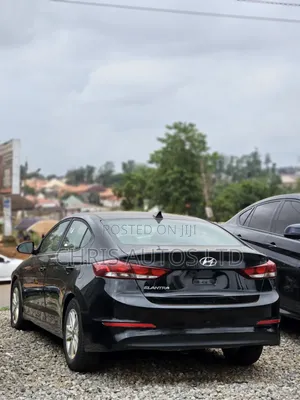 Hyundai Elantra ECO Sedan FWD (1.4L 4cyl 7A) 2017 Black