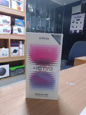 New Infinix Hot 70 128 GB Black