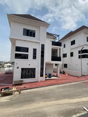 6bdrm Duplex in Guzape District for sale
