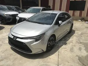 Toyota Corolla 2020 Silver