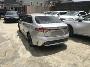 Toyota Corolla 2020 Silver