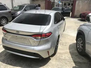 Toyota Corolla 2020 Silver