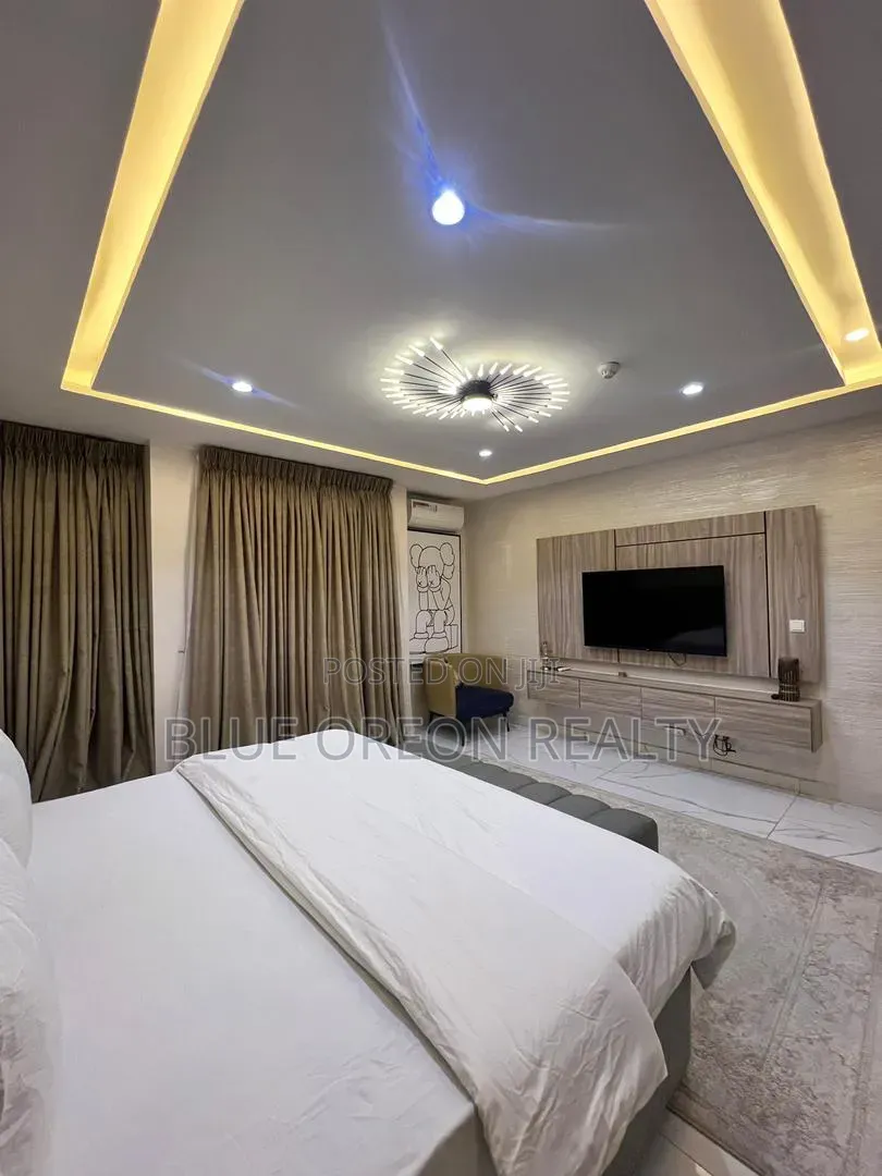 2 Bedroom Short Let Apartment
