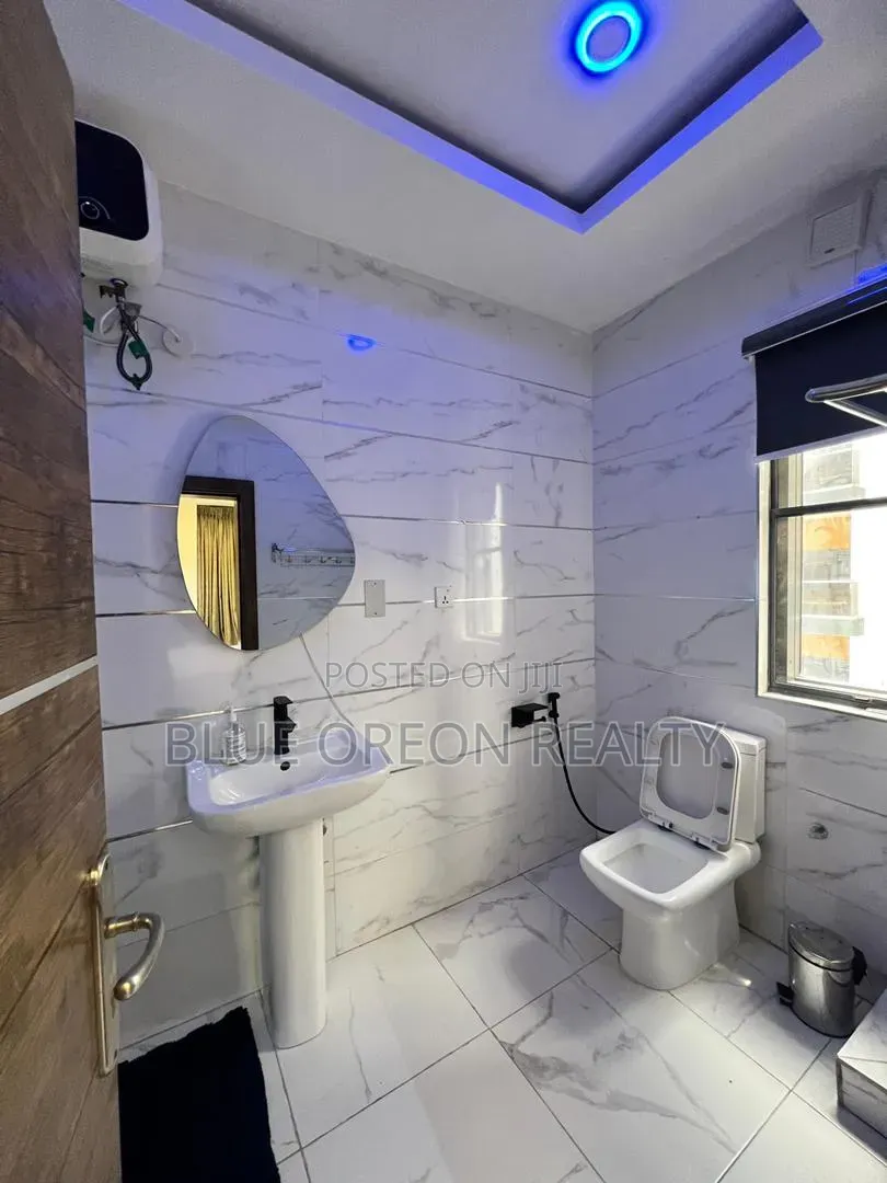 2 Bedroom Short Let Apartment