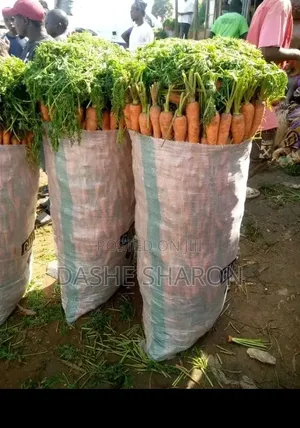 Fresh Carrots Available