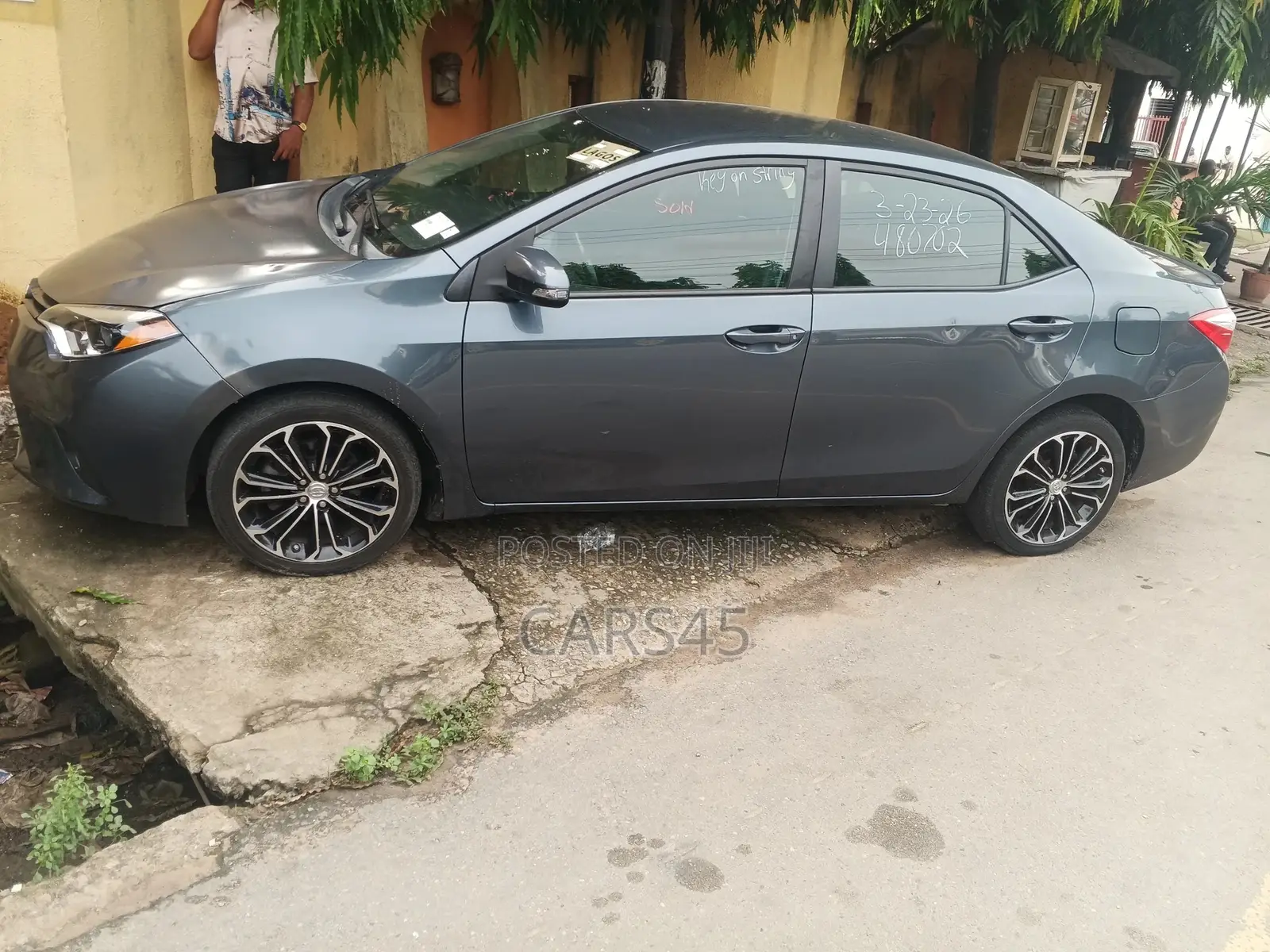 Toyota Corolla 2015 Blue