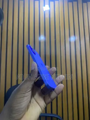 Apple iPhone 16 128 GB Blue