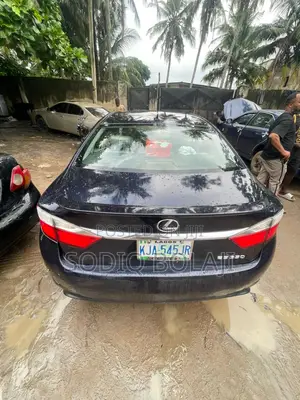 Lexus ES 350 FWD 2013 Blue
