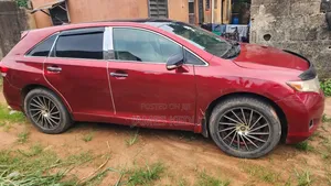 Toyota Venza 2010 Red