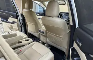 Toyota Highlander Limited V6 4x2 (3.5L 6cyl 6A) 2016 White