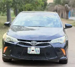 Toyota Camry XLE 4dr Sedan (3.5L 6cyl 6A) 2017 Black