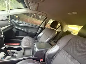 Toyota Camry XLE 4dr Sedan (3.5L 6cyl 6A) 2017 Black