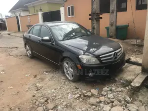Mercedes-Benz C350 2009 Black