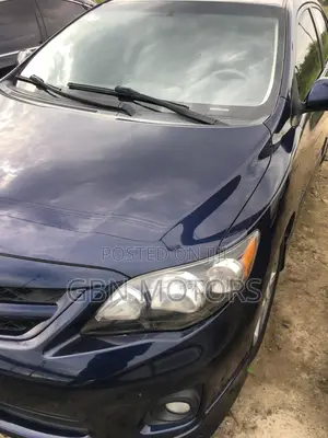 Toyota Corolla 2012 Blue