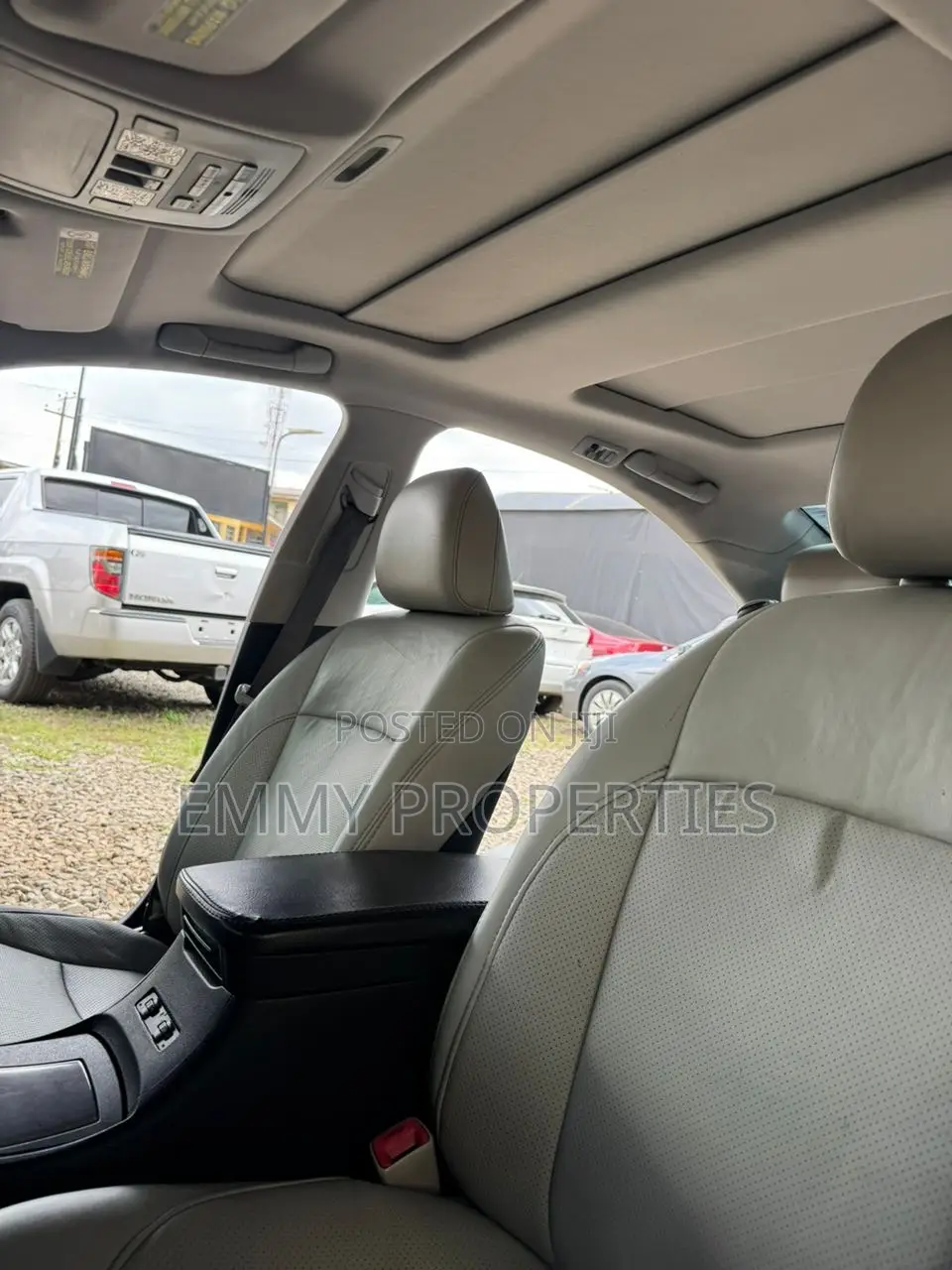 Lexus ES 2012 Gray