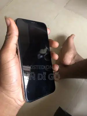 Apple iPhone X 64 GB White