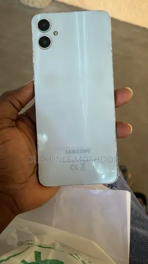 Samsung Galaxy A05 64 GB Silver