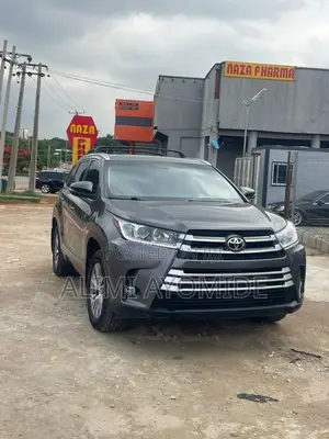 Toyota Highlander 2018