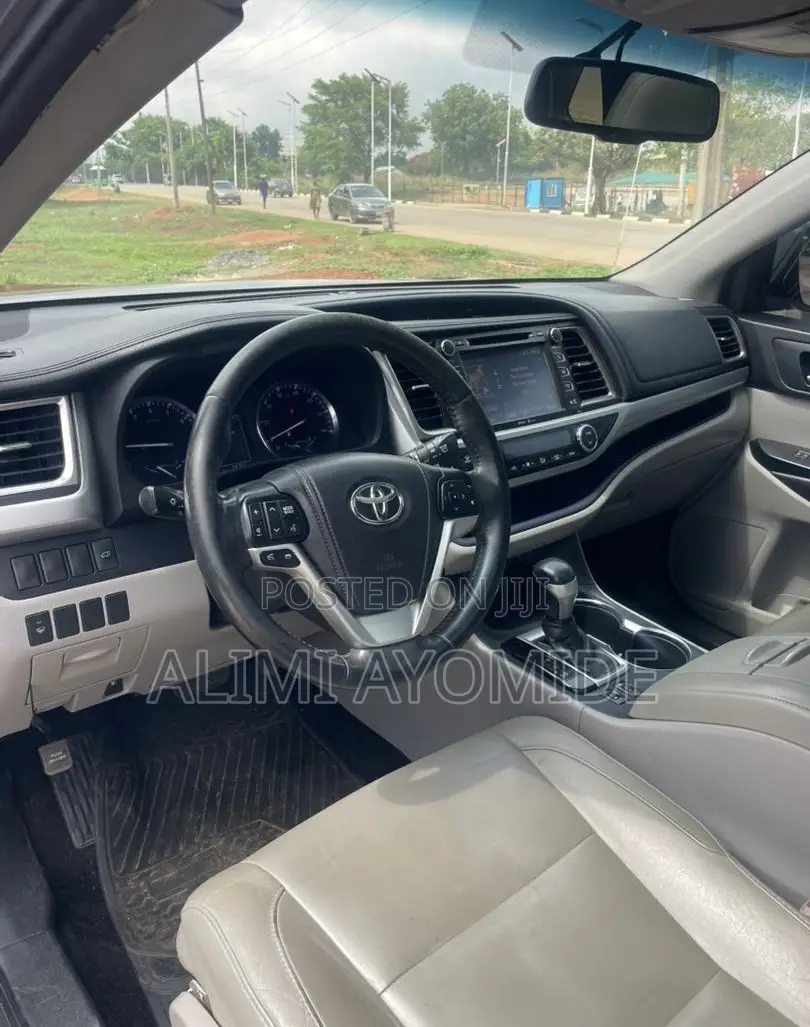 Toyota Highlander 2018
