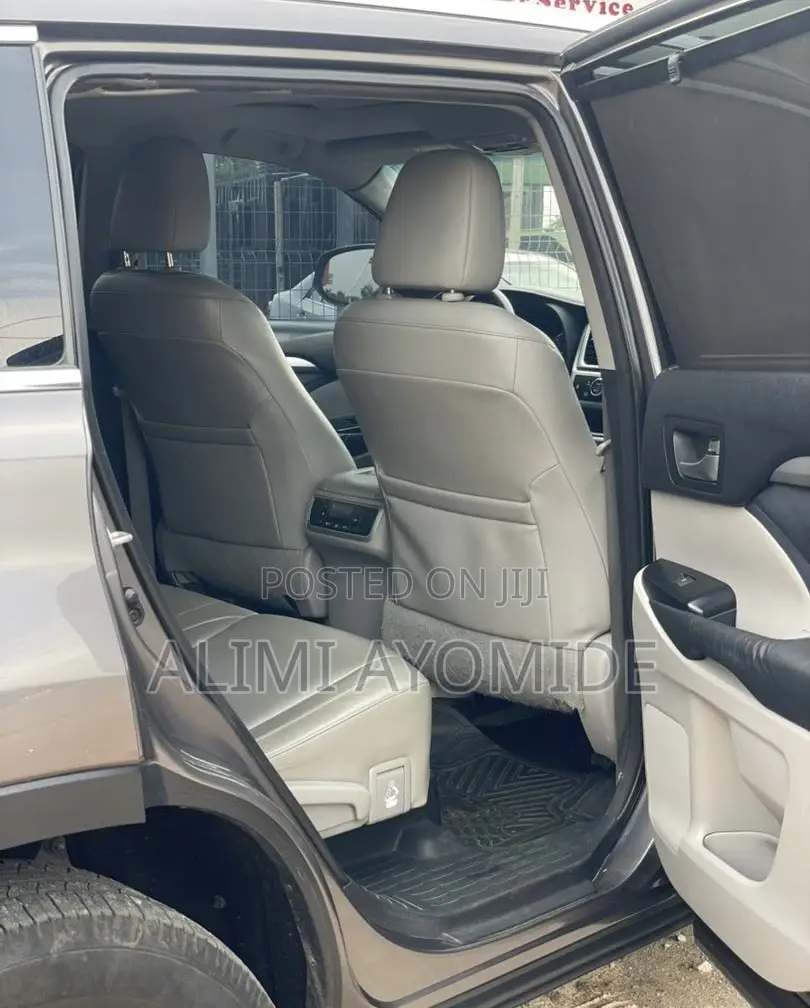 Toyota Highlander 2018