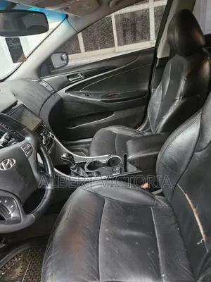 Hyundai Sonata 2012 Black