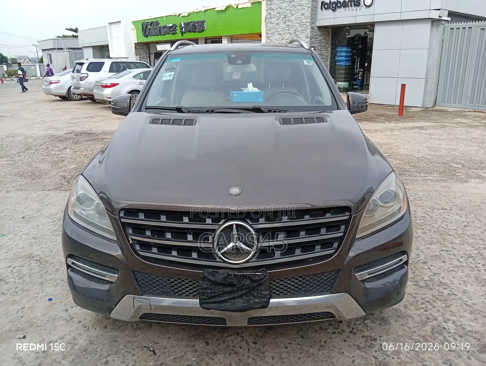 Mercedes-Benz M Class 2010 Brown