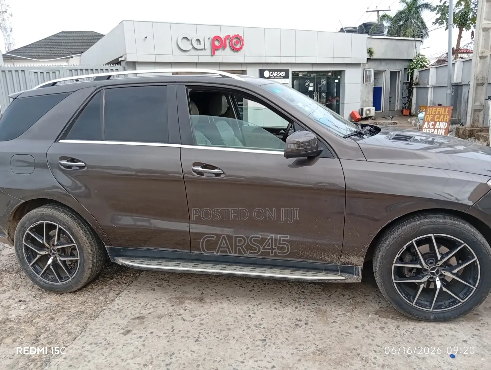 Mercedes-Benz M Class 2010 Brown